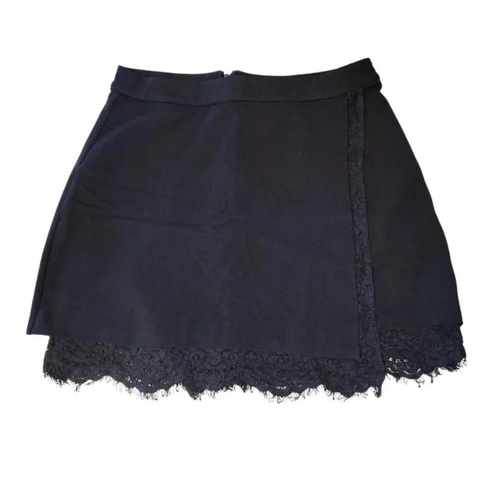 French Connection Y2K Black Floral Lace Trim Stretch Mini Skirt Size 12‎